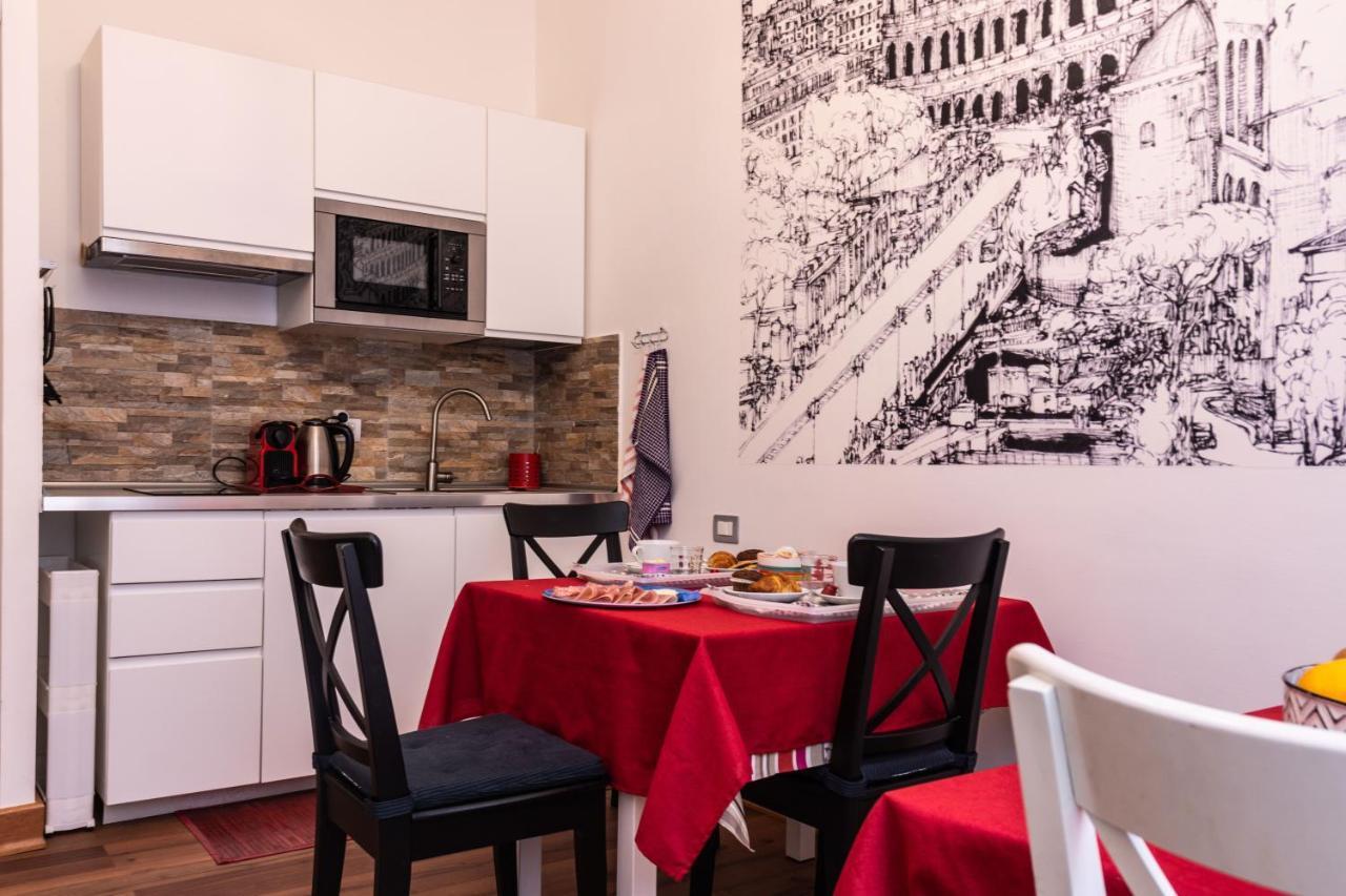 Monticello Apartment Via Cavour Рим Екстериор снимка